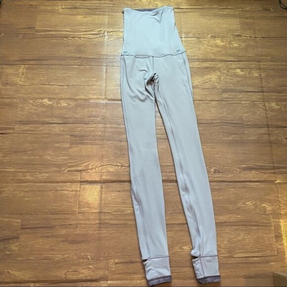 NWT Lululemon Hug Your Core SHR Tight 28” Size 2 - Picture 6 of 15